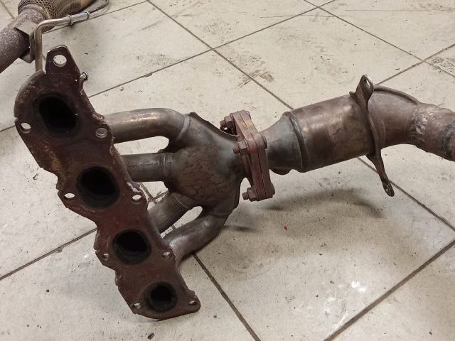 bontott VW TOURAN Katalizátor