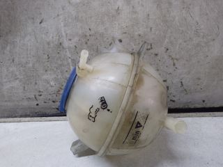 bontott VW TOURAN Kiegyenlítő Tartály