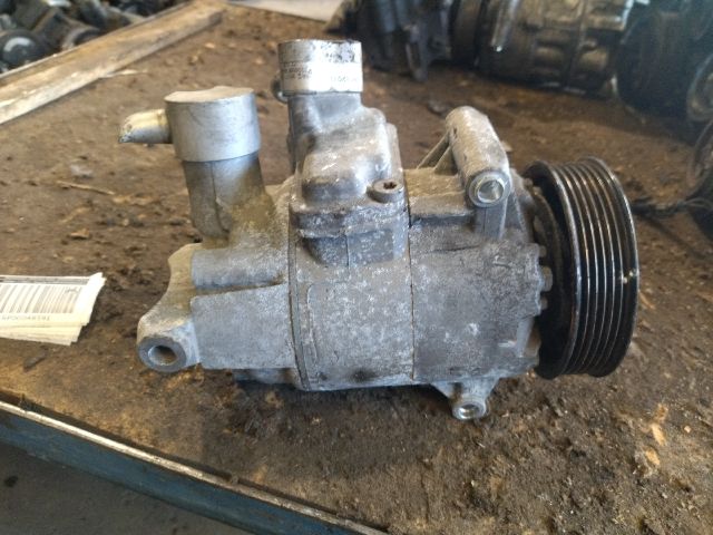 bontott VW TOURAN Klímakompresszor