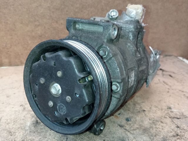 bontott VW TOURAN Klímakompresszor