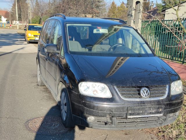 bontott VW TOURAN Komplett Homlokfal (Részeivel)