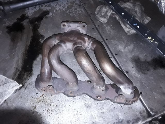 bontott VW TOURAN Leömlő (Soros)