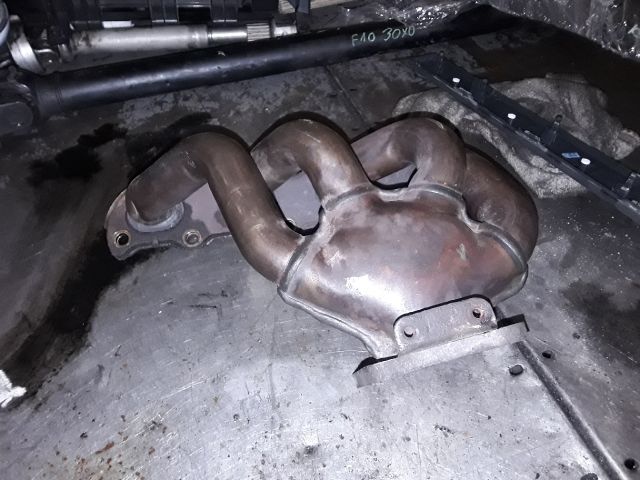 bontott VW TOURAN Leömlő (Soros)