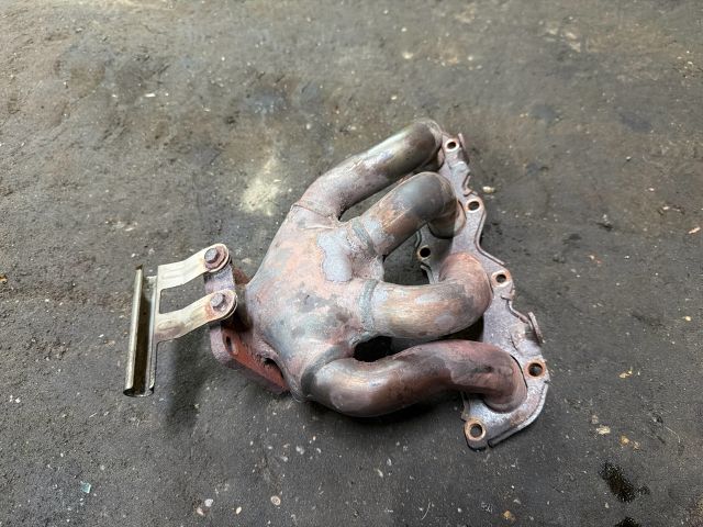 bontott VW TOURAN Leömlő (Soros)