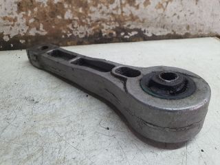 bontott VW TOURAN Motor Tartó Bak (Fém)