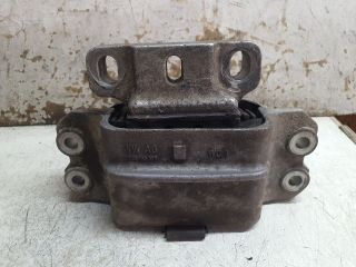 bontott VW TOURAN Motor Tartó Bak (Fém)
