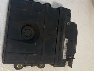 bontott VW TOURAN Motorvezérlő