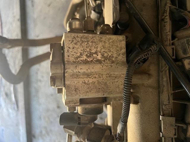 bontott VW TOURAN Nagynyomású Szivattyú