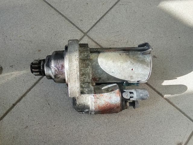 bontott VW TOURAN Önindító