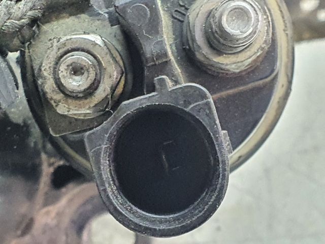 bontott VW TOURAN Önindító