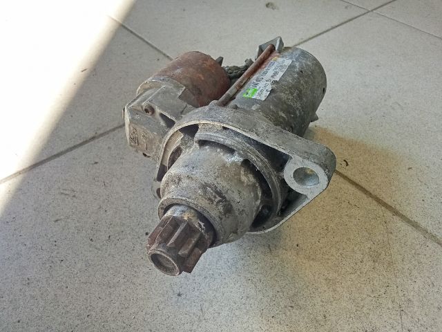 bontott VW TOURAN Önindító