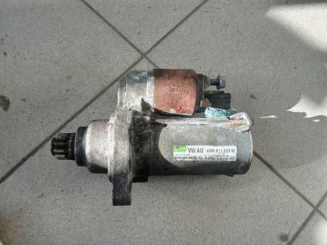 bontott VW TOURAN Önindító