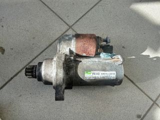 bontott VW TOURAN Önindító