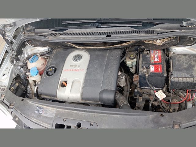 bontott VW TOURAN Váltó Bowden