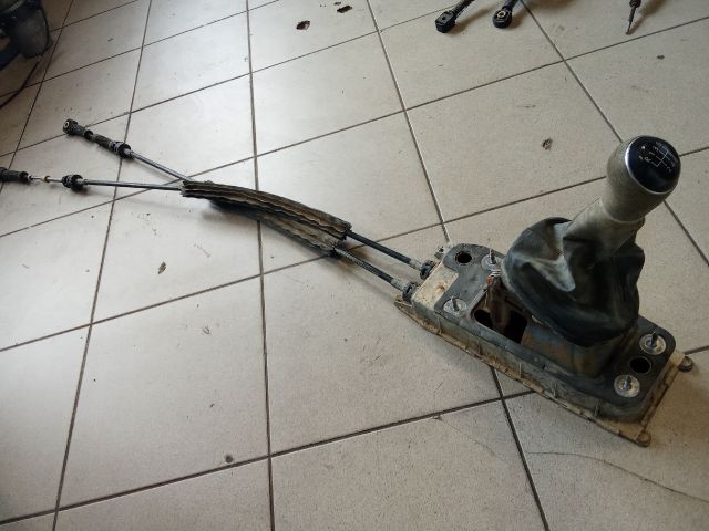 bontott VW TOURAN Váltó Kulissza