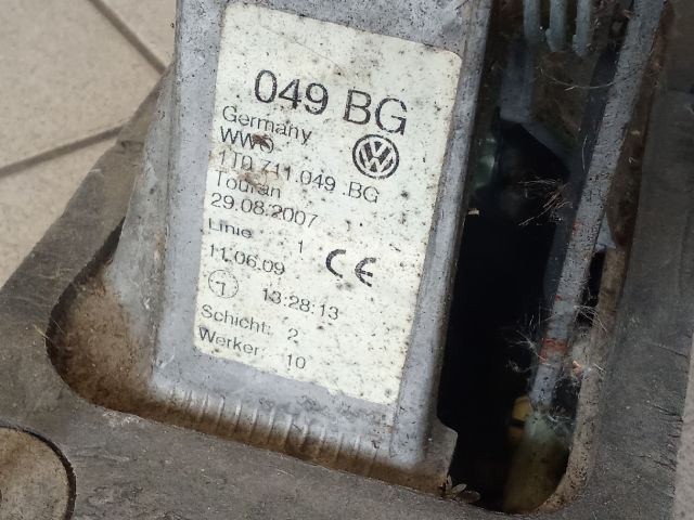 bontott VW TOURAN Váltó Kulissza