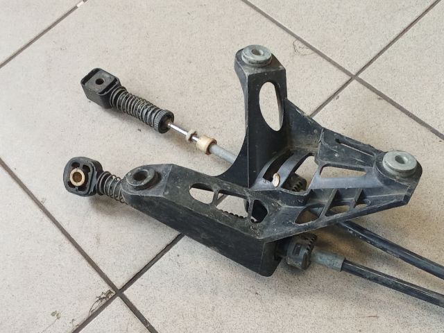 bontott VW TOURAN Váltó Kulissza