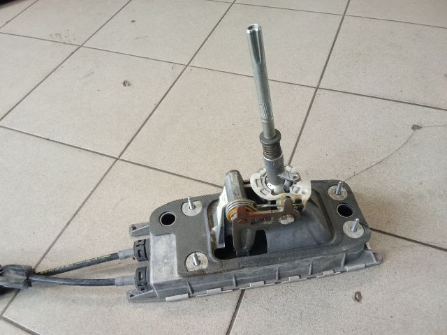 bontott VW TOURAN Váltó Kulissza