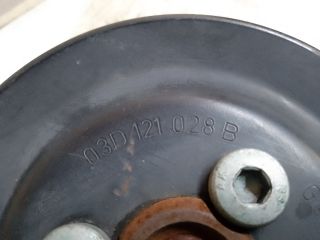 bontott VW TOURAN Vízpumpa