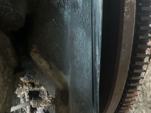 bontott VW TOURAN Motor (Fűzött blokk hengerfejjel)