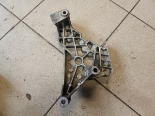 bontott VW TOURAN Motor Tartó Bak (Pozíciófüggetlen)