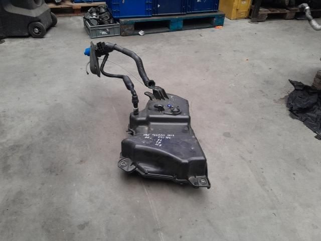 bontott VW TOURAN AdBlue Tartály