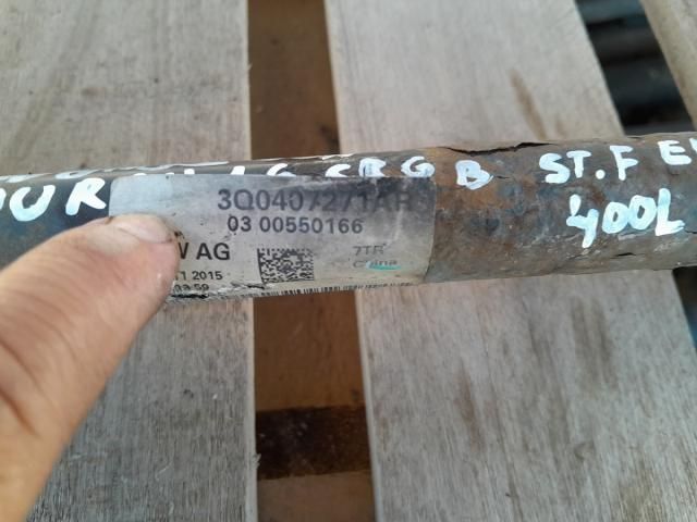 bontott VW TOURAN Bal Féltengely