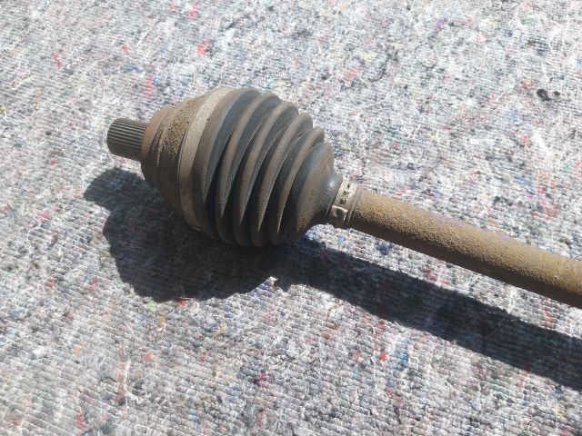 bontott VW TOURAN Bal Féltengely