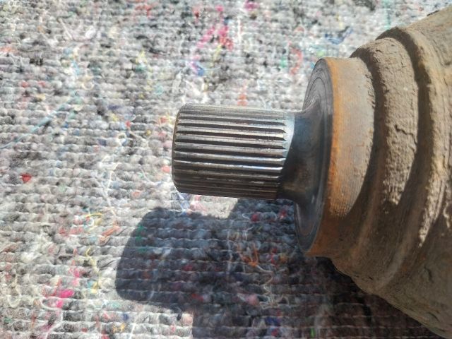 bontott VW TOURAN Bal Féltengely