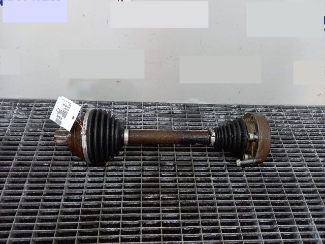 bontott VW TOURAN Bal Féltengely