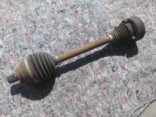 bontott VW TOURAN Bal Féltengely