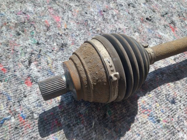 bontott VW TOURAN Bal Féltengely