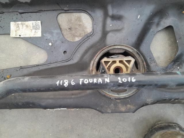 bontott VW TOURAN Első Bölcső