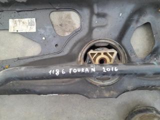 bontott VW TOURAN Első Bölcső