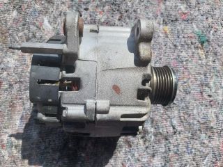 bontott VW TOURAN Generátor