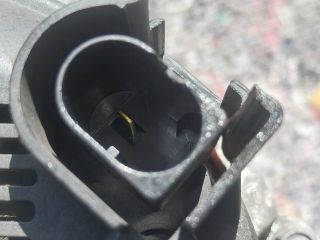 bontott VW TOURAN Generátor