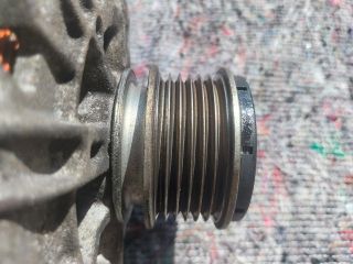 bontott VW TOURAN Generátor