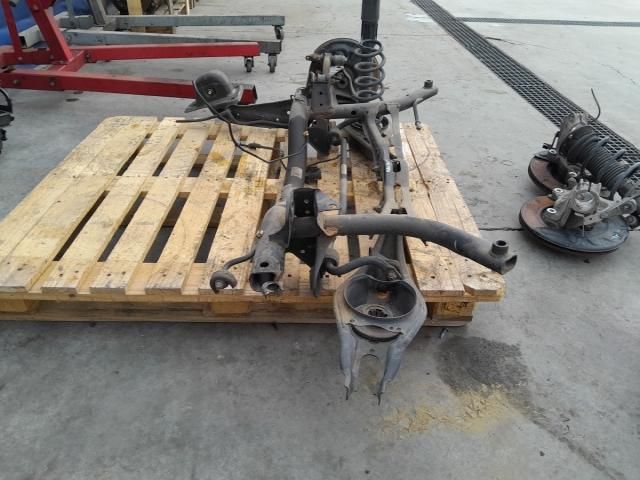 bontott VW TOURAN Hátsó Bölcső