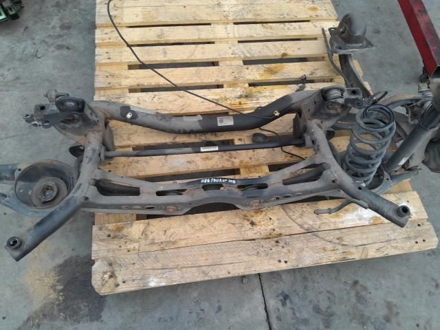 bontott VW TOURAN Hátsó Bölcső