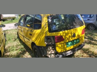 bontott VW TOURAN Hátsó Futómű (Részeivel)