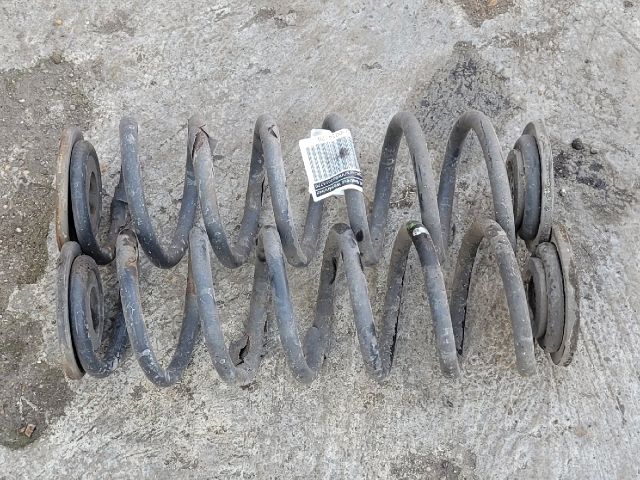 bontott VW TOURAN Hátsó Rugó Pár