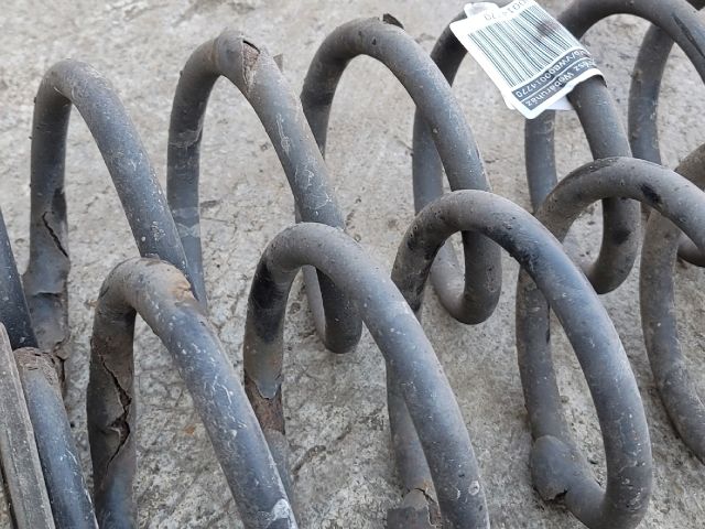 bontott VW TOURAN Hátsó Rugó Pár