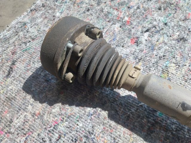 bontott VW TOURAN Jobb Féltengely