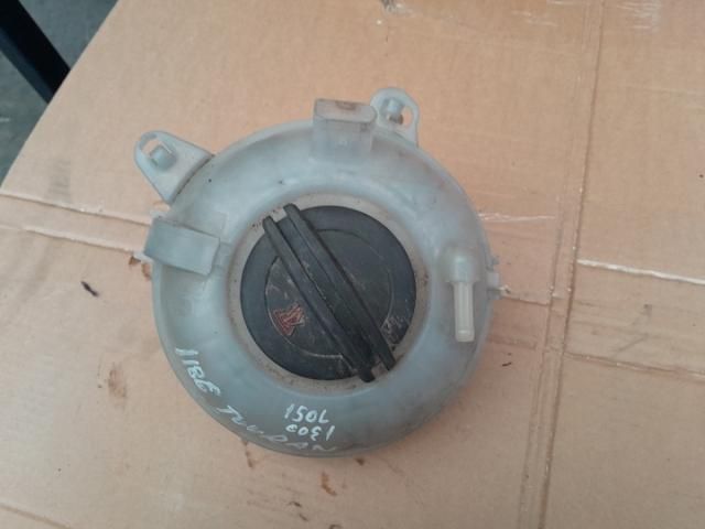 bontott VW TOURAN Kiegyenlítő Tartály