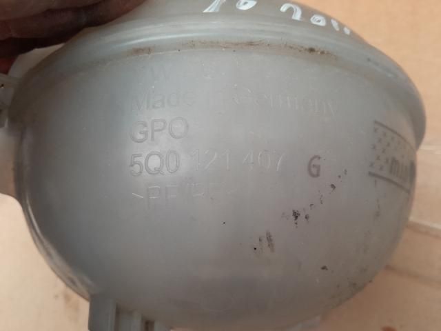 bontott VW TOURAN Kiegyenlítő Tartály