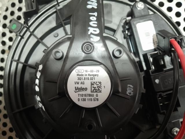 bontott VW TOURAN Klímahűtő Ventilátor
