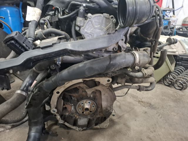 bontott VW TOURAN Komplett Motor (Segédberendezésekkel)