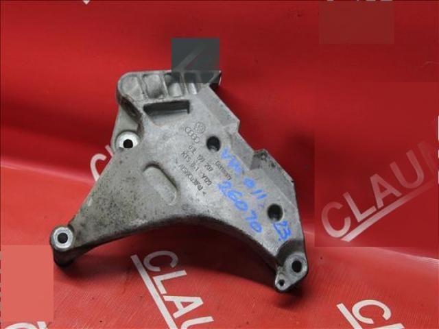 bontott VW TOURAN Motor Tartó Bak (Fém)