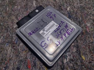 bontott VW TOURAN Motorvezérlő