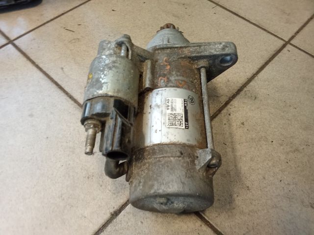 bontott VW TOURAN Önindító